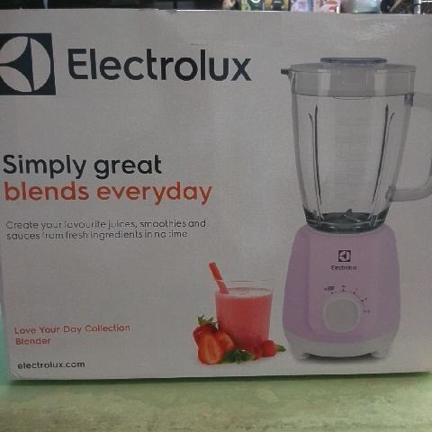 Electrolux全新玻璃壼果汁機 - EcoLoop Reuse 示範店 二手商品