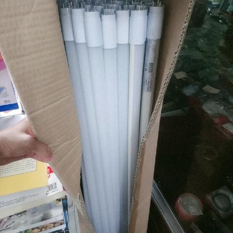 LED T8燈管白光4呎18W(單售) - EcoLoop Reuse 示範店 二手商品